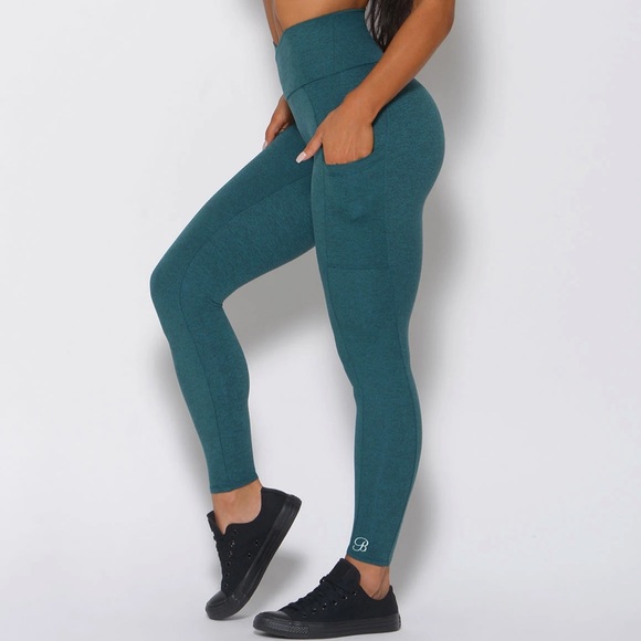 NWOT CONTOUR LEGGINGS SIZE L BOMBSHELL SPORTSWEAR - Picture 8 of 12